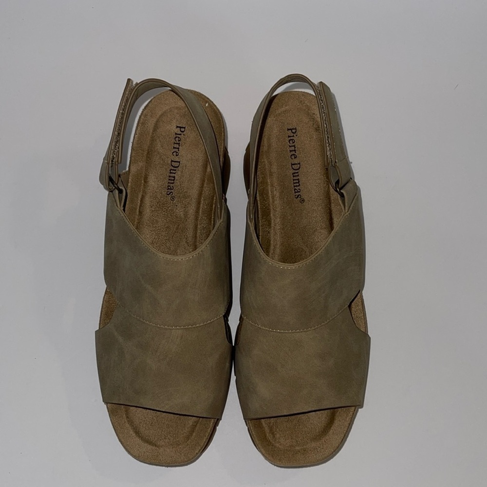 Pierre Dumas Essence Wedge - Taupe